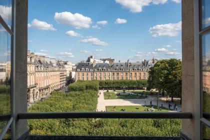 Cour des Vosges - image 8