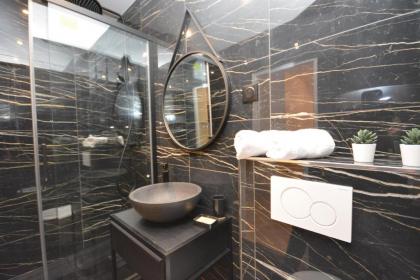 Best Stay Jeuneurs - image 10