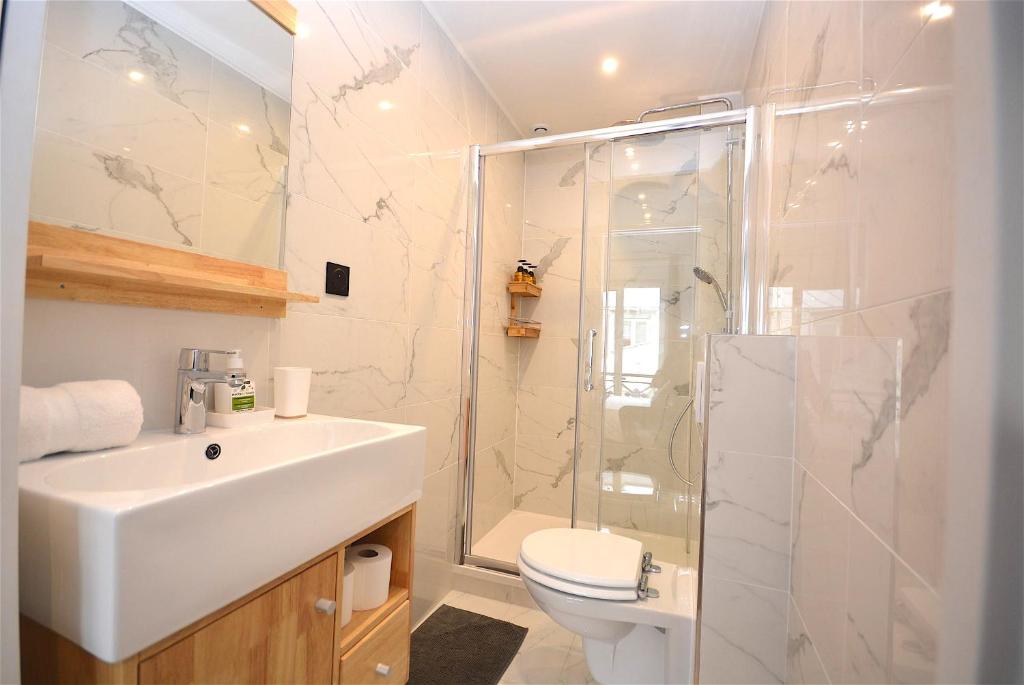Best Stay Jeuneurs - image 6