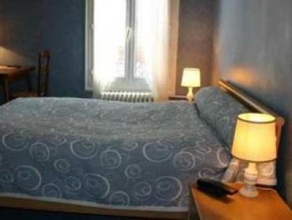 Hotel le Petit Chateau (ex hotel des amis) - image 3