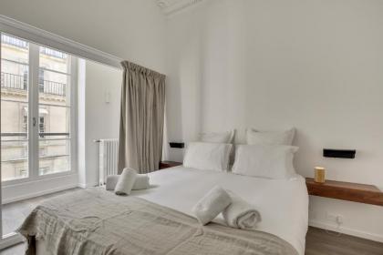 Modern Apt 3BDR/3BATH - Louvre Museum/Tuileries - image 13