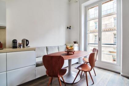 Modern Apt 3BDR/3BATH - Louvre Museum/Tuileries - image 14