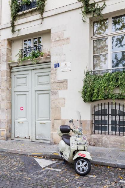 Veeve - Saint-Louis Style - image 18