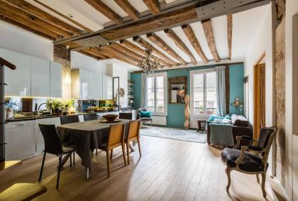 Veeve - Artistic Excellence in the Marais - image 15