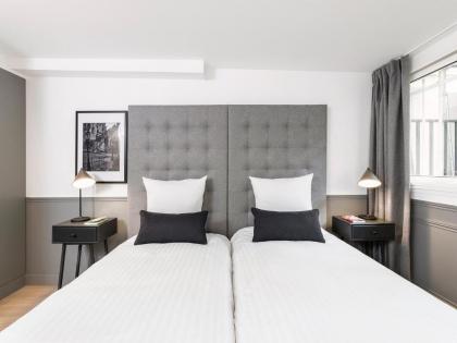 LivinParis - Luxury 3 Bedrooms Arc de Triomphe I - image 12
