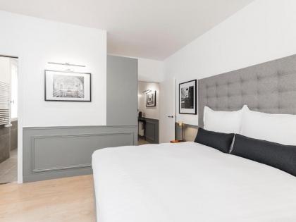 LivinParis - Luxury 3 Bedrooms Arc de Triomphe I - image 9