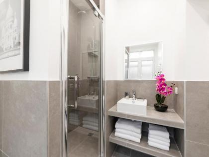 LivinParis - Luxury 3 Bedrooms Opera I - image 4