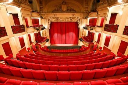 111- Urban Théâtre de la Madeleine - image 17