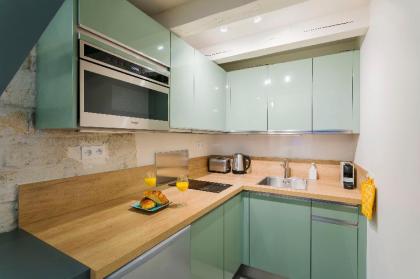 COZY STUDIO BY MADELEINE PLACE DE LA CONCORDE  - image 12