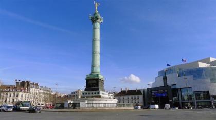 COZY STUDIO BY MADELEINE PLACE DE LA CONCORDE  - image 6