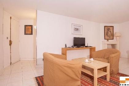 101022 - Family apartment for 4 people in the Louvre area - image 9
