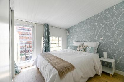 New ! Joy 3 Bdrs Great Apt Prime Location - image 7