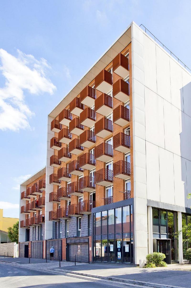 Sejours and Affaires Paris Ivry - image 2