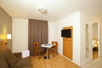 Sejours and Affaires Paris Ivry - image 5