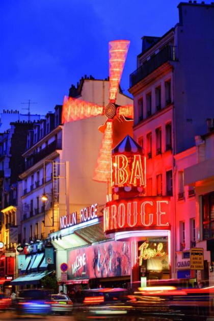 Bright And Airy Home In Moulin Rouge - image 11