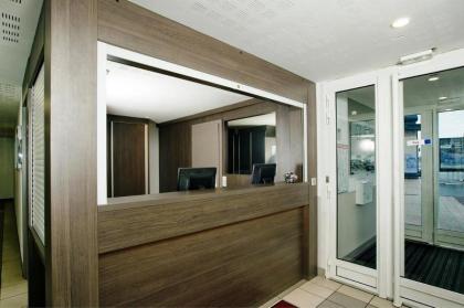 Sejours and Affaires Pantin Charles De Gaulle