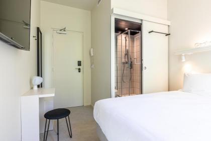 Petit Palace Hotel - image 19