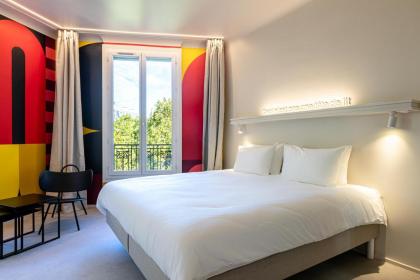 Petit Palace Hotel - image 2