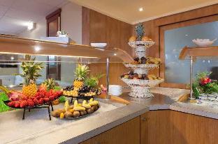 Comfort Hotel CDG Airport - image 6