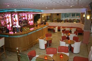 Comfort Hotel CDG Airport - image 7