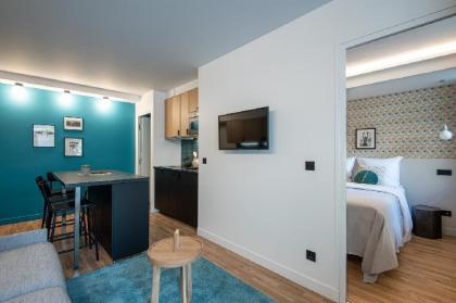NEW - Superbe 1 bdr Appt - Design 60's - Paris 15e - image 14