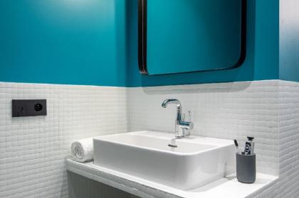 NEW - Superbe 1 bdr Appt - Design 60's - Paris 15e - image 18