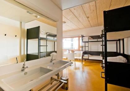 Auberge de Jeunesse HI Paris Yves Robert Paris 