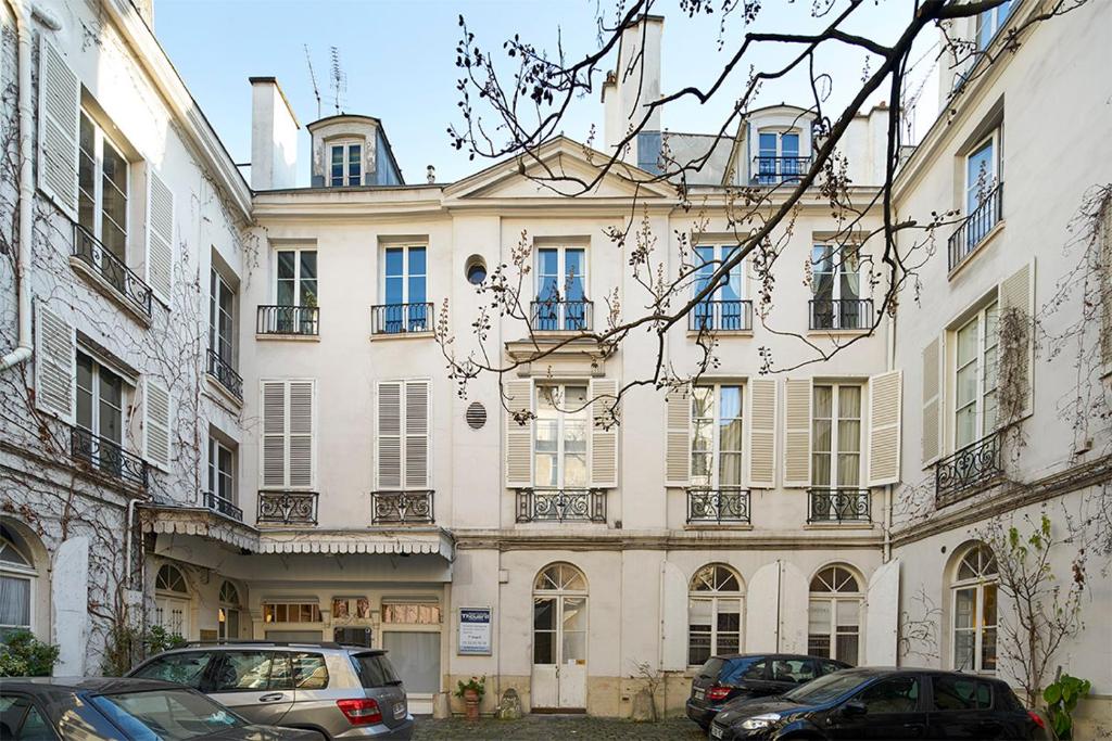 Saint Germain Flat - main image