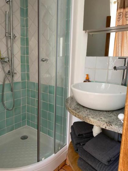 Saint Germain Flat - image 17
