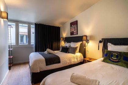 135 - Urban Five Star Apartment in Center of Paris - image 21