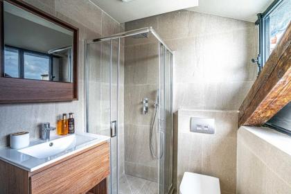 135 - Urban Five Star Apartment in Center of Paris - image 23
