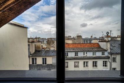 135 - Urban Five Star Apartment in Center of Paris - image 24