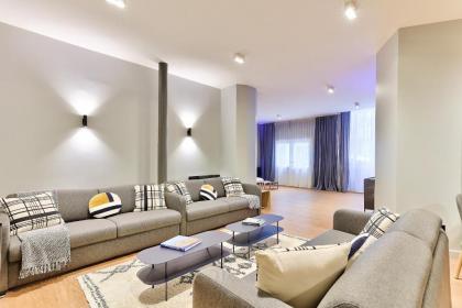 124   Urban Fabulous Flat 