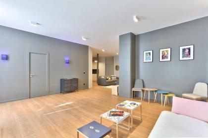 124 - Urban Fabulous Flat - image 8