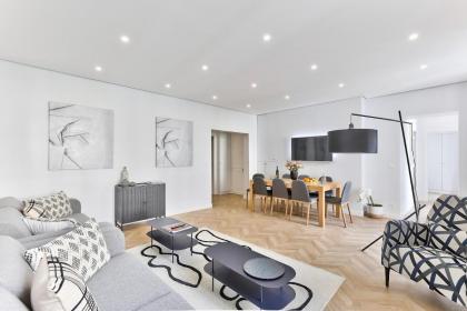 127 - Urban Beautiful 4BR in Montorgueil - image 5