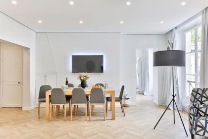 127 - Urban Beautiful 4BR in Montorgueil - image 7