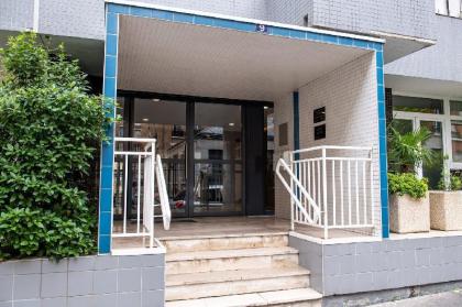 NEW - Appt Style le Corbusier avec Balcon - 8 pers - image 8