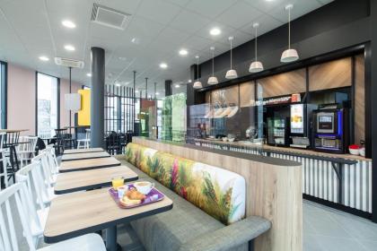 B&B Hotel NANTERRE Rueil-Malmaison - image 2