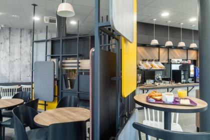 B&B Hotel NANTERRE Rueil-Malmaison - image 3