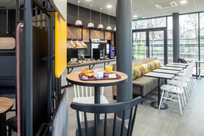 B&B Hotel NANTERRE Rueil-Malmaison - image 4