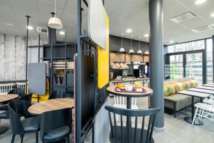 B&B Hotel NANTERRE Rueil-Malmaison - image 5