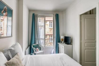 Stunning 2 Bedrooms Apartment - Modern & Cosy - image 15