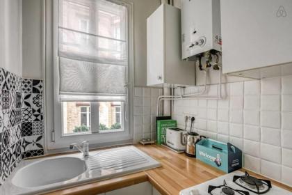 Stunning 2 Bedrooms Apartment - Modern & Cosy - image 8