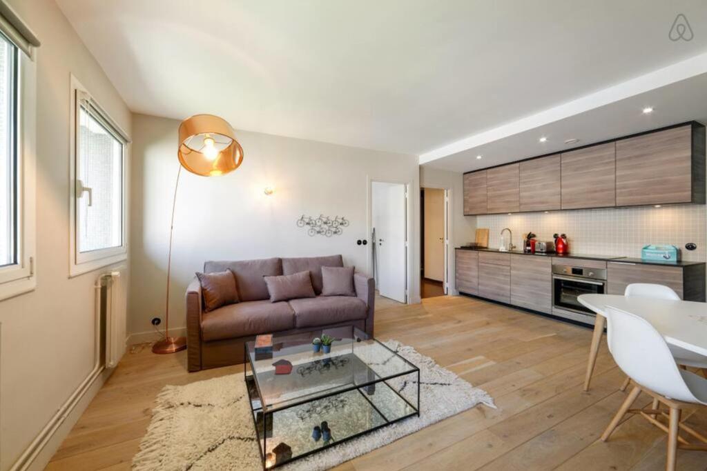 Beautiful 1 Bedroom Apartment near Eiffel Tower - main image