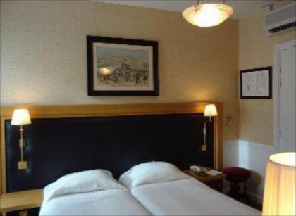 Hotel in Paris 