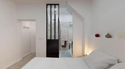 Luxurious and Cosy Apt in the center of  Paris 14 - image 11