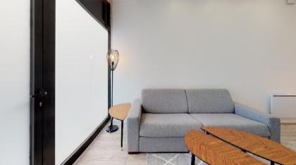 Luxurious and Cosy Apt in the center of  Paris 14 - image 14