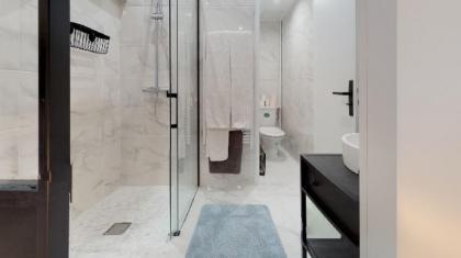 Luxurious and Cosy Apt in the center of  Paris 14 - image 4