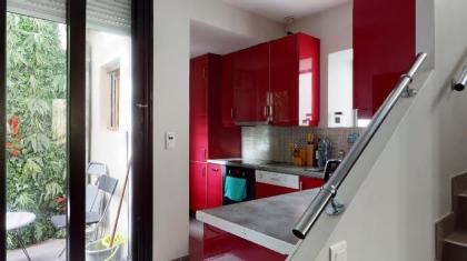 NEW ! Stunning 2BR Apt in the Heart of Paris 15 - image 2