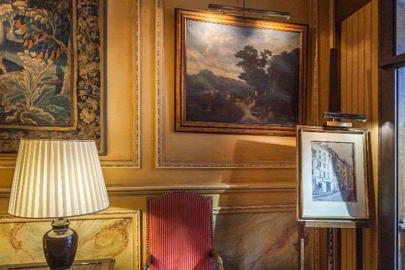 Hotel Saint Germain Des Pres - image 4